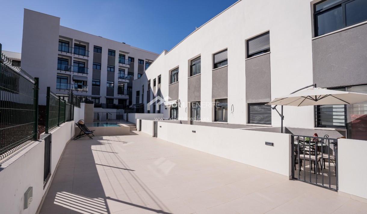 Venta - Apartamento -
Adeje