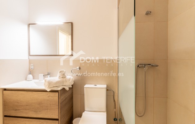 Venta - Apartamento -
Adeje