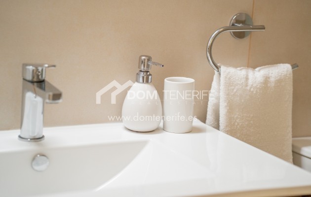 Venta - Apartamento -
Adeje