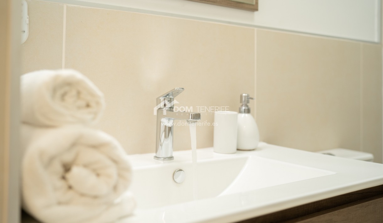 Venta - Apartamento -
Adeje