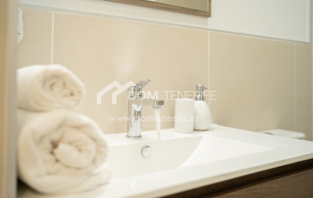 Venta - Apartamento -
Adeje