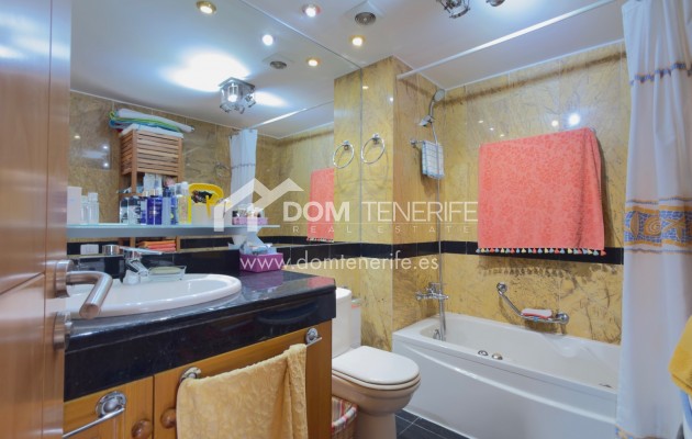 Revente - Plat -
Adeje - La Caleta