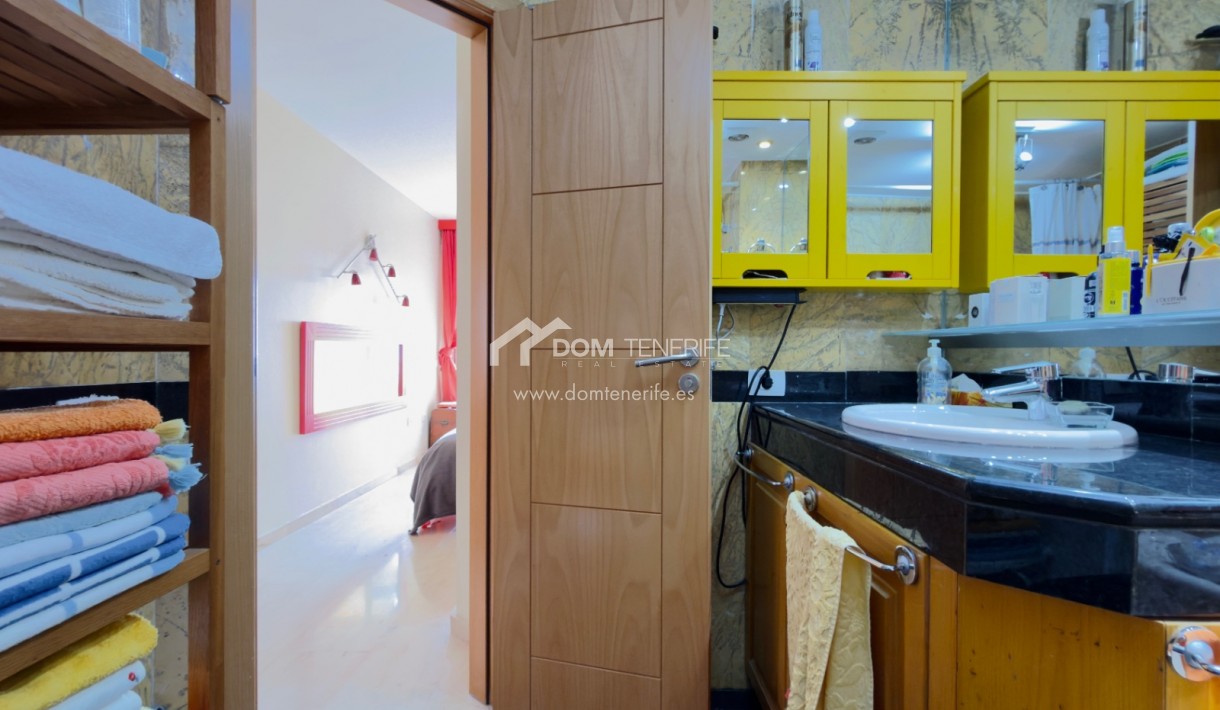 Revente - Plat -
Adeje - La Caleta