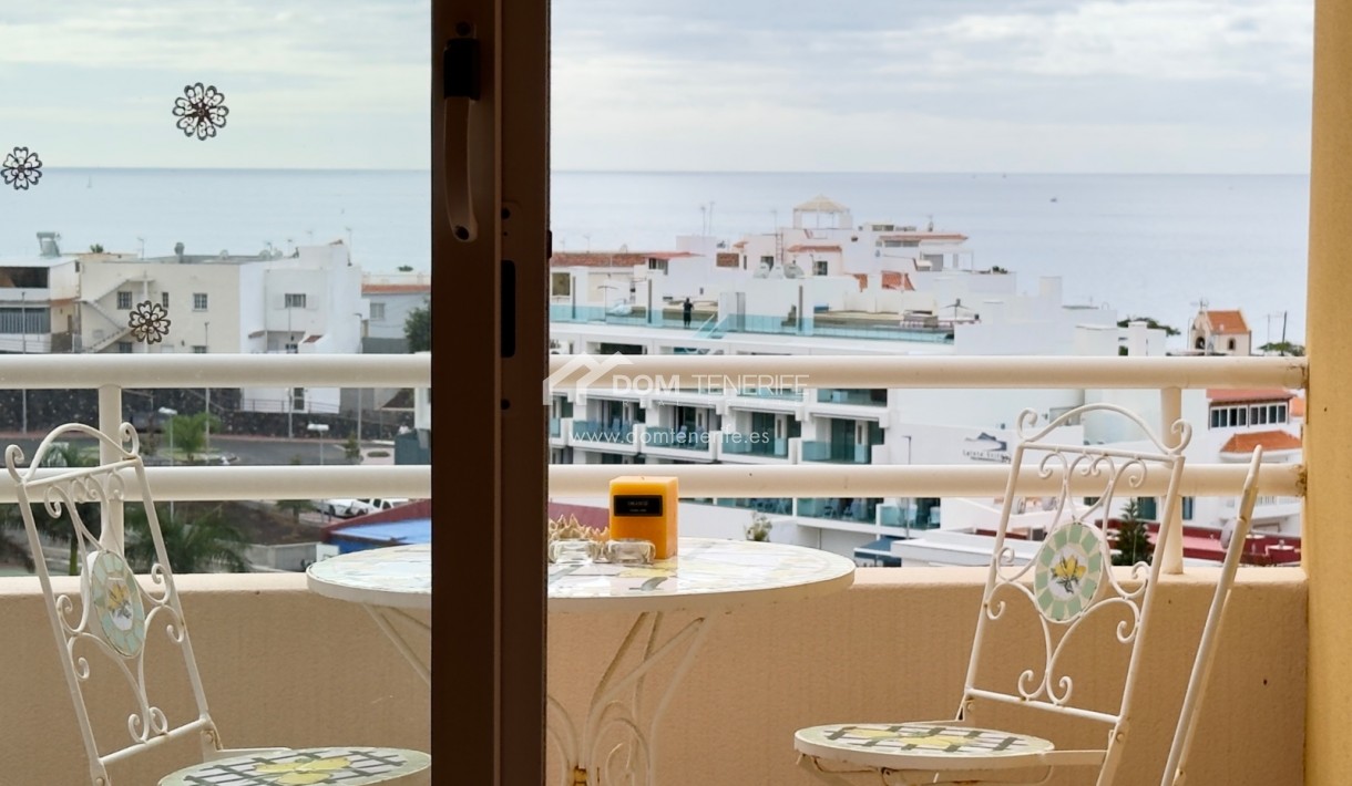 Revente - Plat -
Adeje - La Caleta