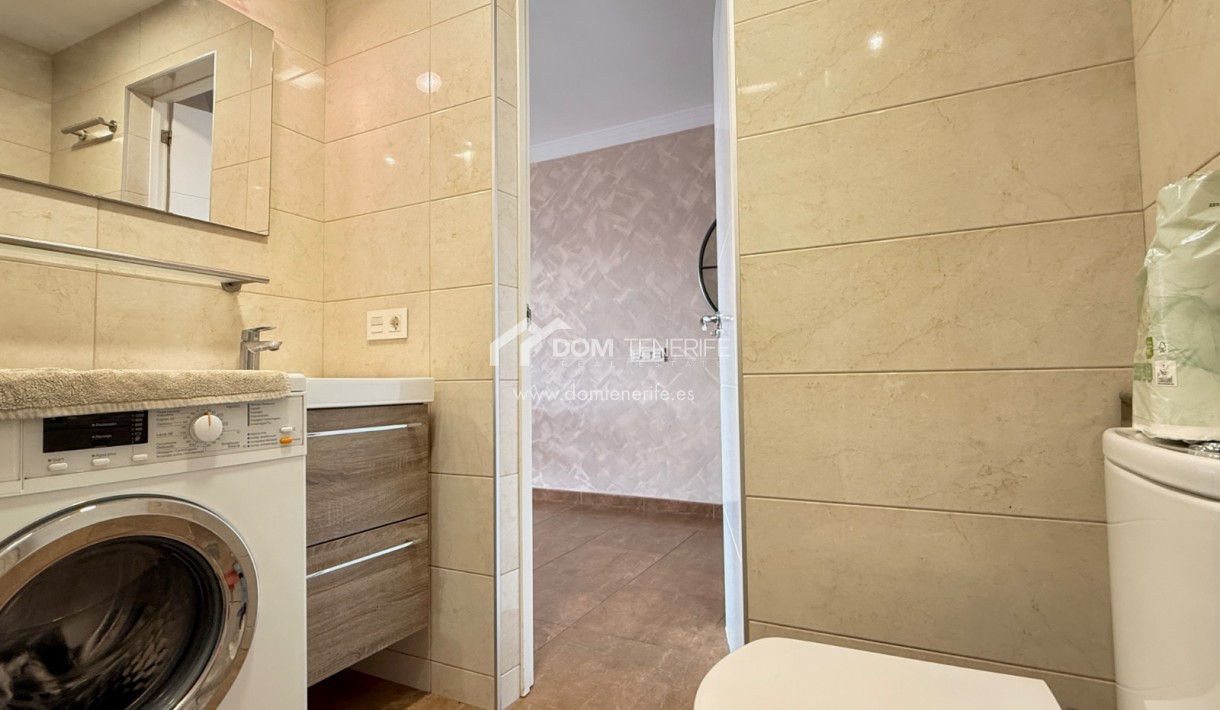 Wiederverkauf - Wohnung -
Adeje - Torviscas Alto