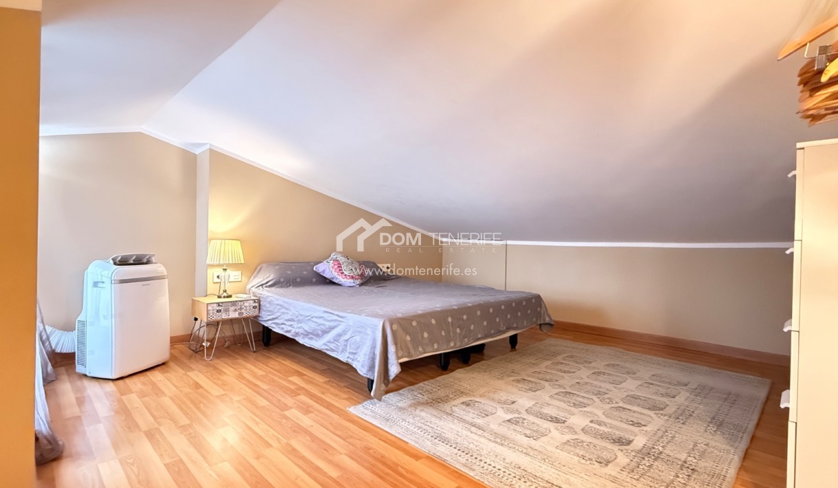 Wiederverkauf - Wohnung -
Adeje - Torviscas Alto