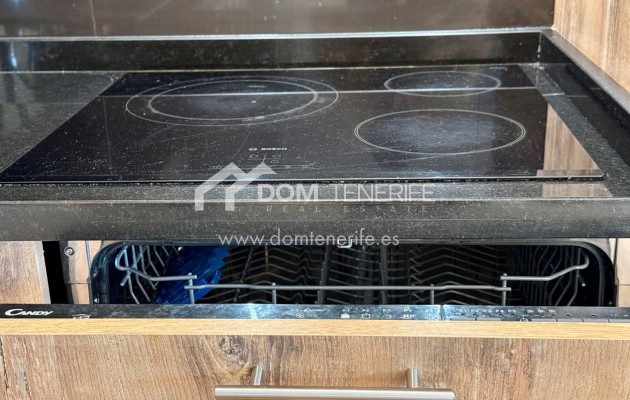 Wiederverkauf - Wohnung -
Adeje - Torviscas Alto