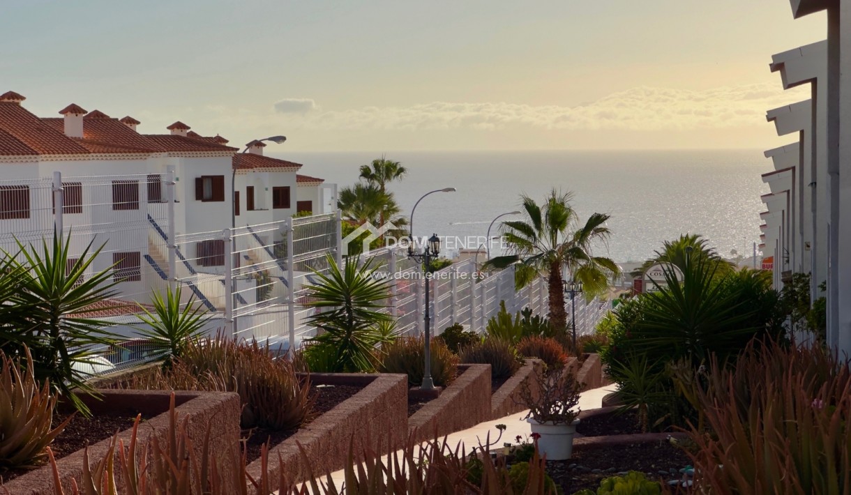 Wiederverkauf - Wohnung -
Adeje - Torviscas Alto