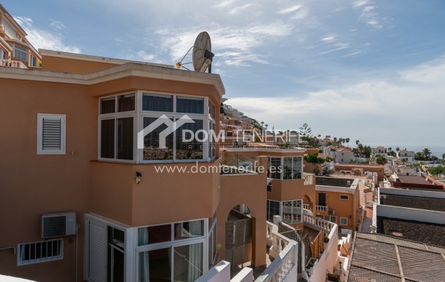 Sale - Townhouse -
Adeje - San Eugenio Alto