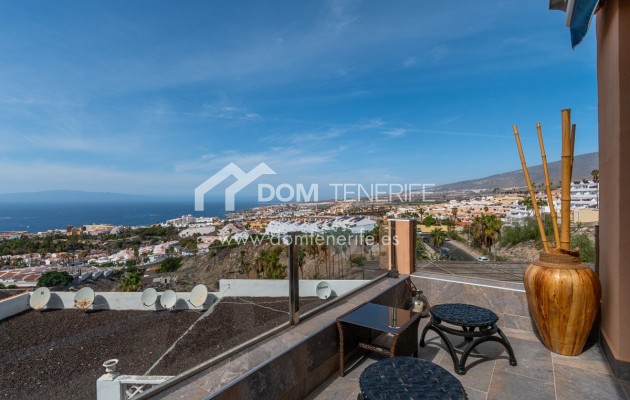 Sale - Townhouse -
Adeje - San Eugenio Alto