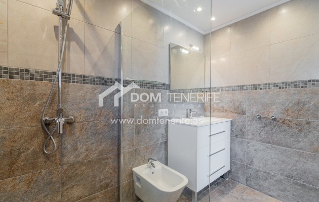 Sale - Townhouse -
Adeje - San Eugenio Alto