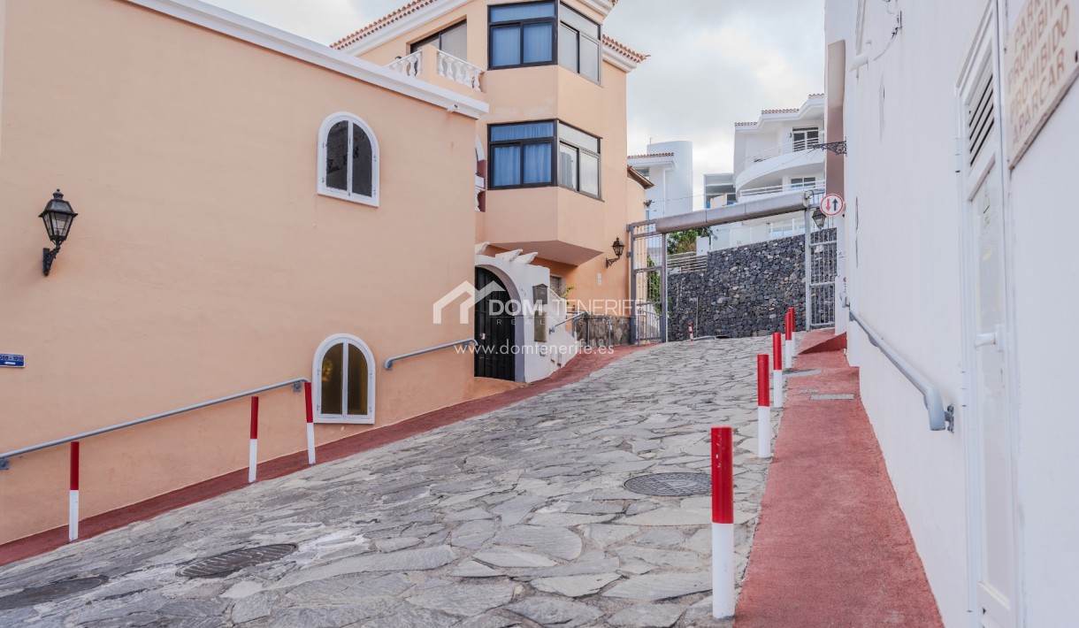 Sale - Townhouse -
Adeje - San Eugenio Alto