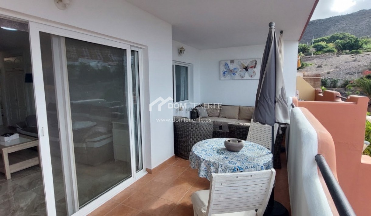 Revente - Plat -
Adeje - Roque del Conde