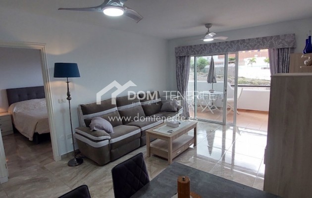 Revente - Plat -
Adeje - Roque del Conde