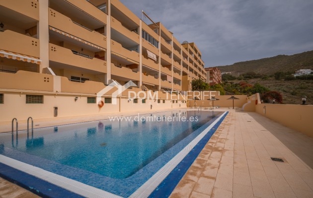 Revente - Plat -
Adeje - Roque del Conde