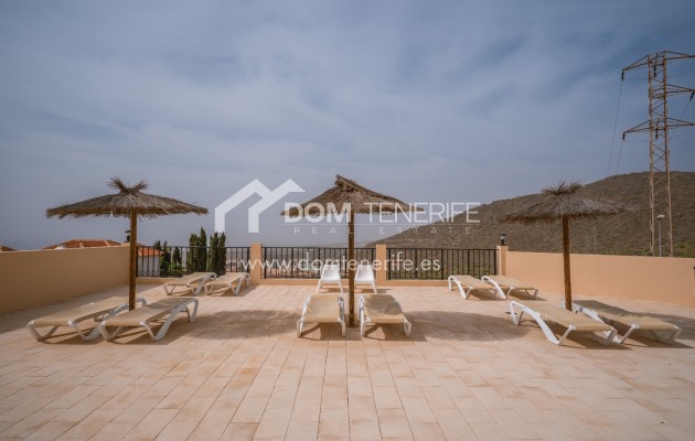 Revente - Plat -
Adeje - Roque del Conde