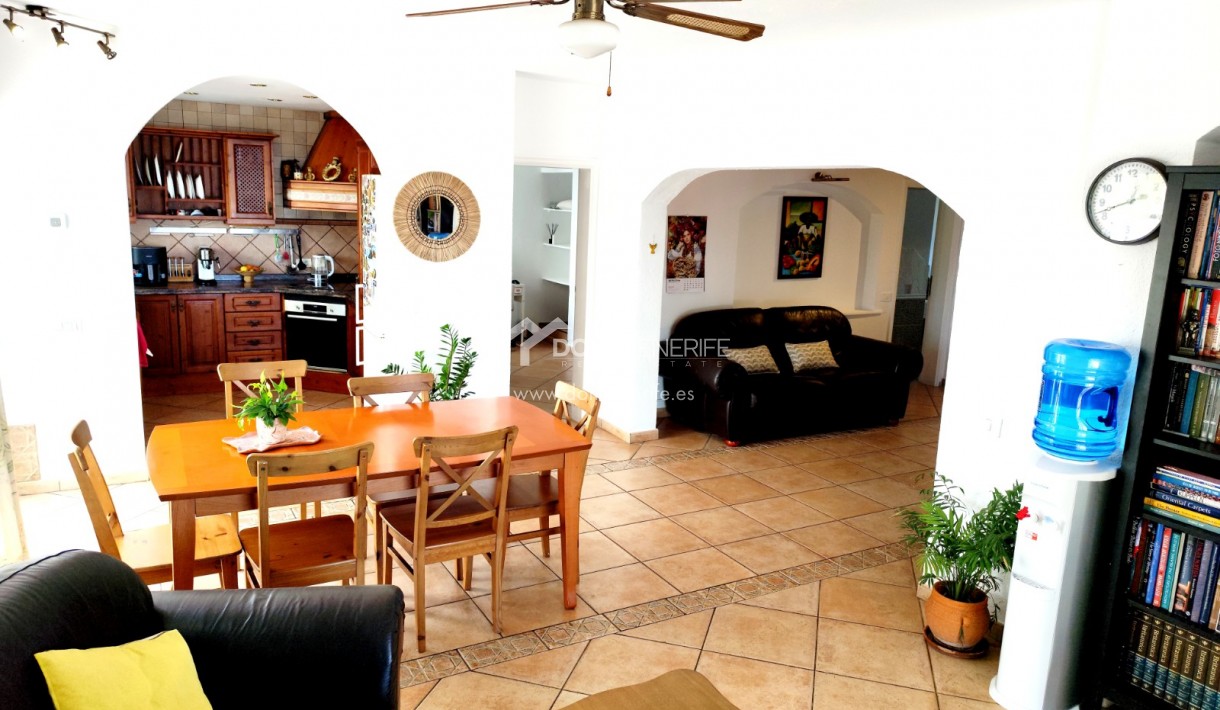 Revente - Maison rustique / terrain rustique -
Guía de Isora  - Piedra Hincada