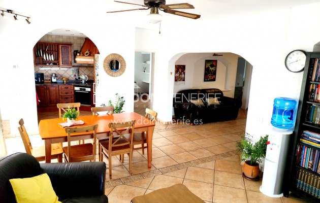 Revente - Maison rustique / terrain rustique -
Guía de Isora  - Piedra Hincada