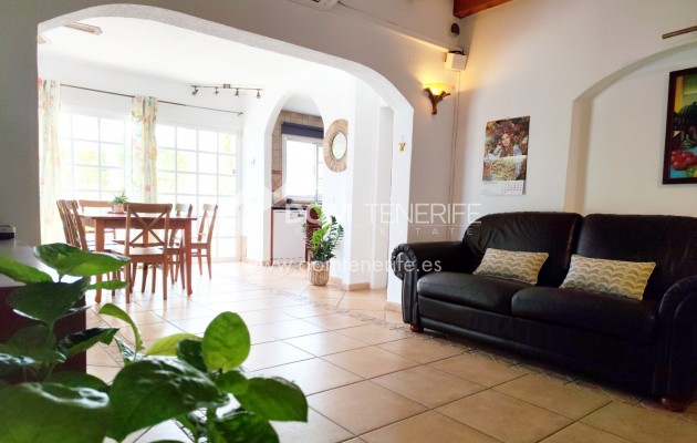 Revente - Maison rustique / terrain rustique -
Guía de Isora  - Piedra Hincada