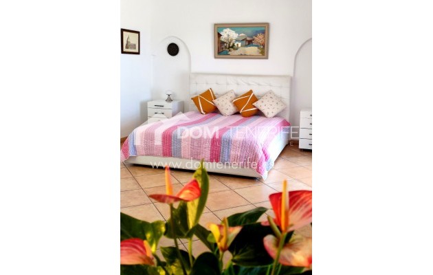 Revente - Maison rustique / terrain rustique -
Guía de Isora  - Piedra Hincada