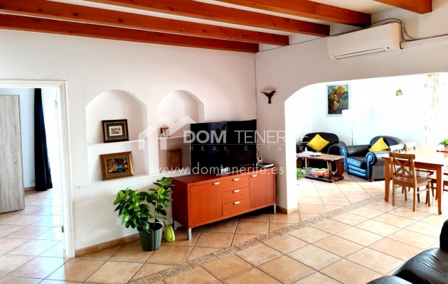 Revente - Maison rustique / terrain rustique -
Guía de Isora  - Piedra Hincada