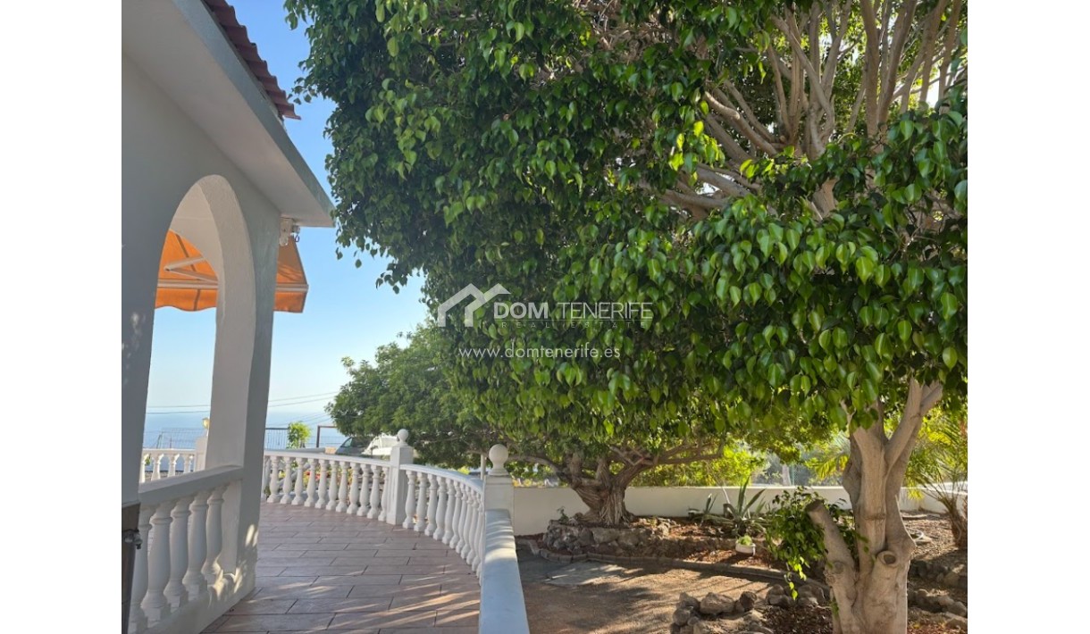 Revente - Maison rustique / terrain rustique -
Guía de Isora  - Piedra Hincada