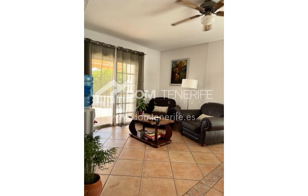 Revente - Maison rustique / terrain rustique -
Guía de Isora  - Piedra Hincada