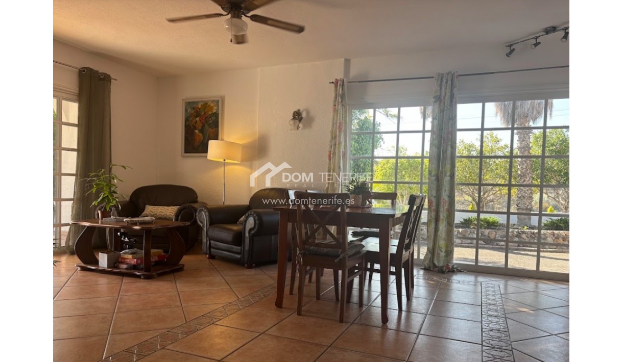 Revente - Maison rustique / terrain rustique -
Guía de Isora  - Piedra Hincada