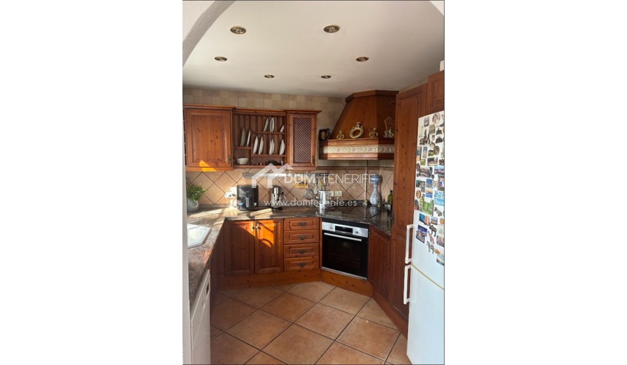 Revente - Maison rustique / terrain rustique -
Guía de Isora  - Piedra Hincada