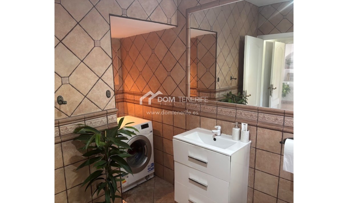 Revente - Maison rustique / terrain rustique -
Guía de Isora  - Piedra Hincada