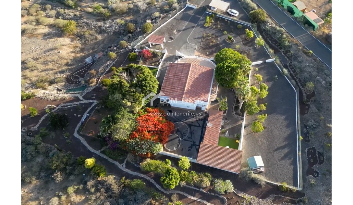 Revente - Maison rustique / terrain rustique -
Guía de Isora  - Piedra Hincada