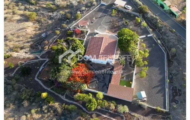 Revente - Maison rustique / terrain rustique -
Guía de Isora  - Piedra Hincada
