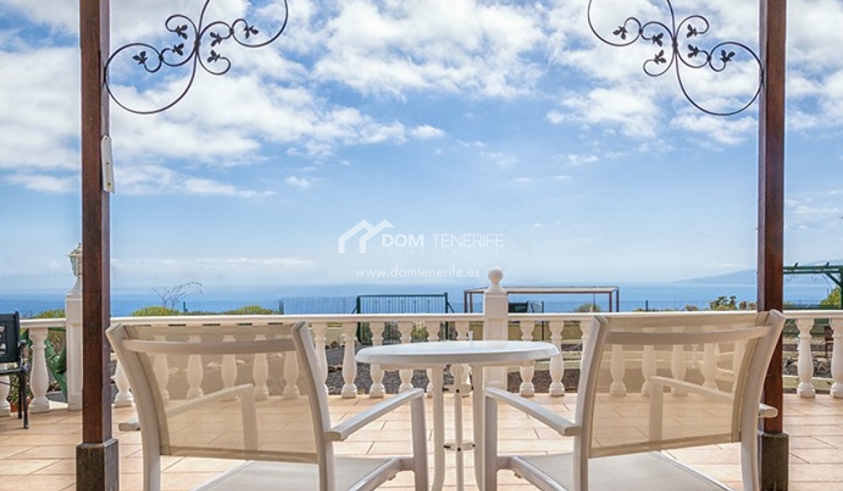 Revente - Maison rustique / terrain rustique -
Guía de Isora  - Piedra Hincada