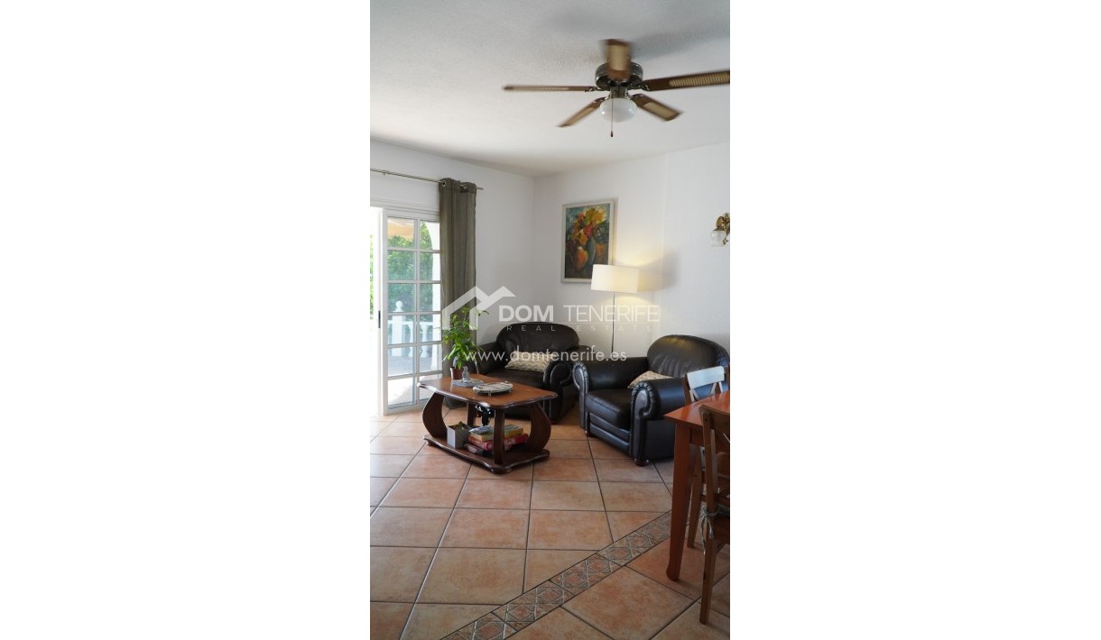 Revente - Maison rustique / terrain rustique -
Guía de Isora  - Piedra Hincada