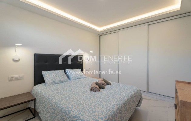 Sale - Apartment -
Arona - Los Cristianos
