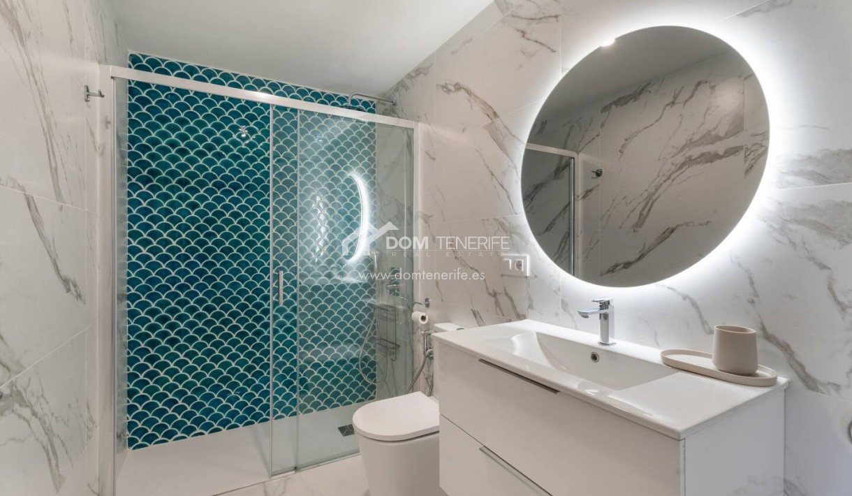 Sale - Apartment -
Arona - Los Cristianos