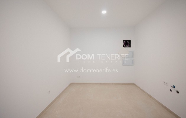 Revente - Villa -
Adeje - San Eugenio Alto