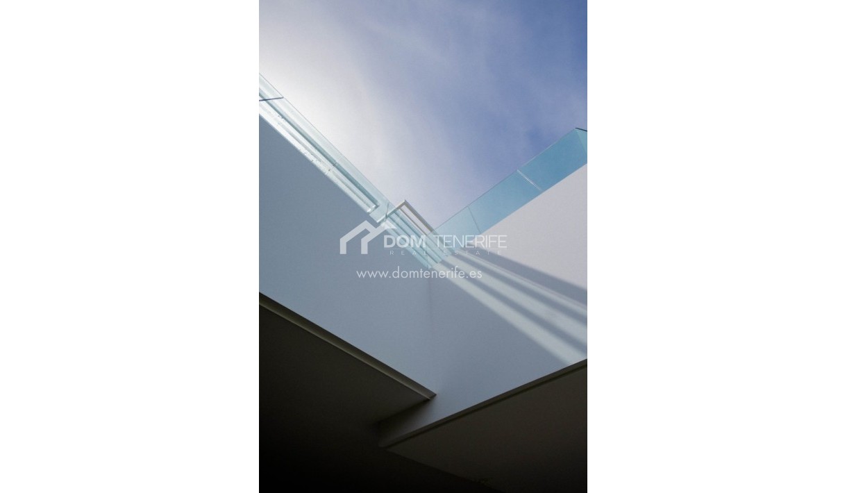 Revente - Villa -
Adeje - San Eugenio Alto