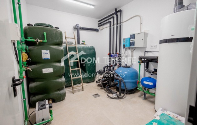 Revente - Villa -
Adeje - San Eugenio Alto