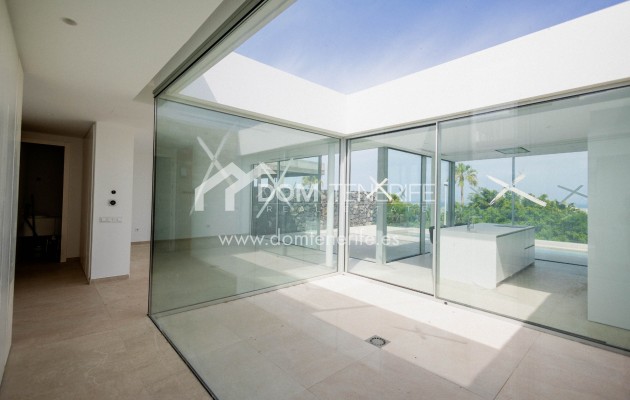 Revente - Villa -
Adeje - San Eugenio Alto