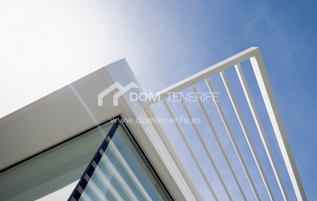 Revente - Villa -
Adeje - San Eugenio Alto