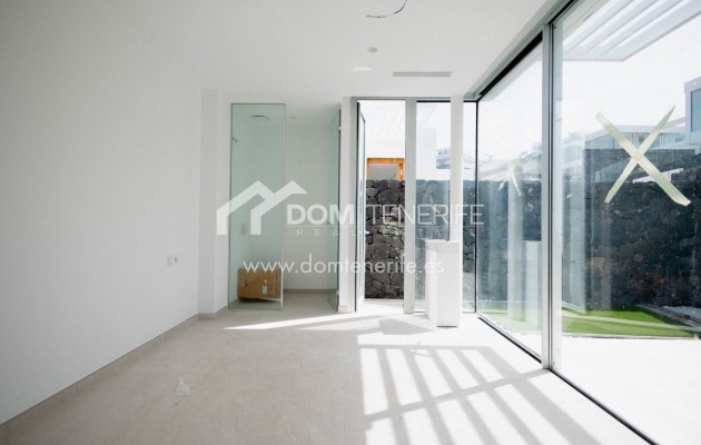 Revente - Villa -
Adeje - San Eugenio Alto