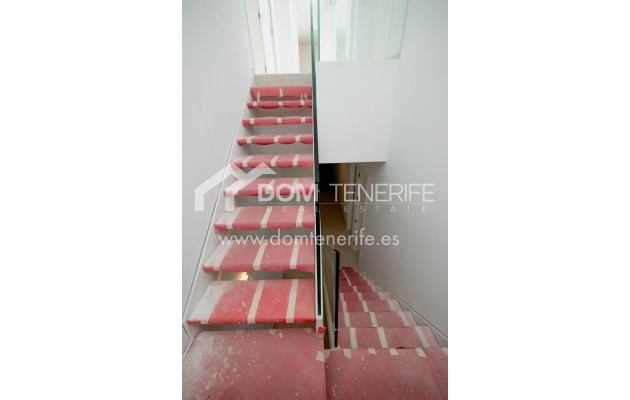 Revente - Villa -
Adeje - San Eugenio Alto