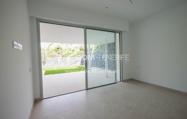 Revente - Villa -
Adeje - San Eugenio Alto