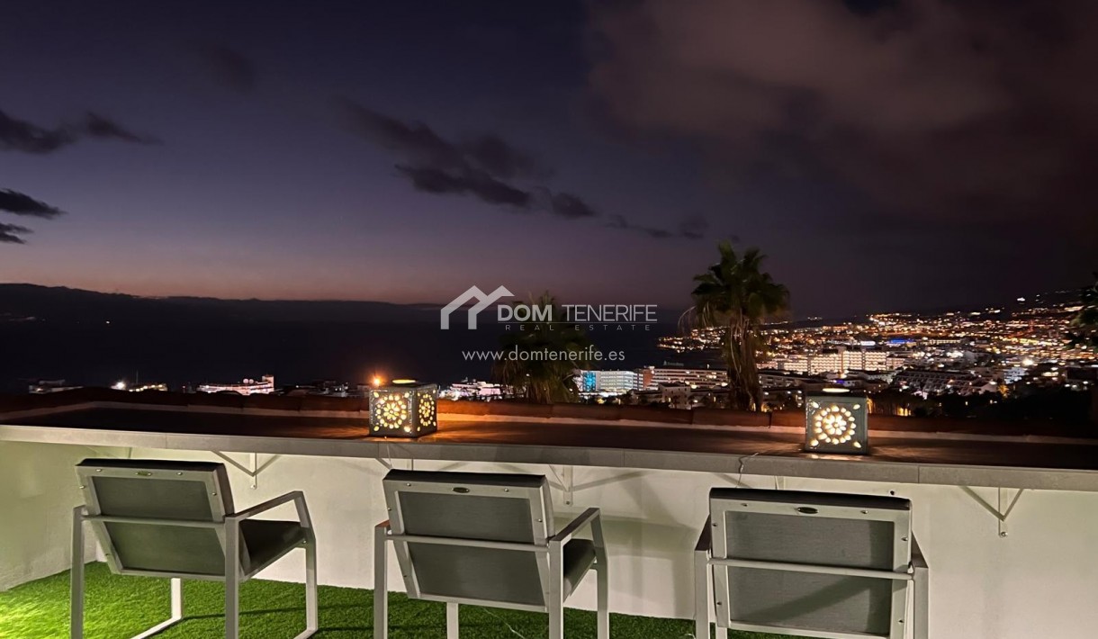 Sale - Villa -
Adeje - San Eugenio Alto