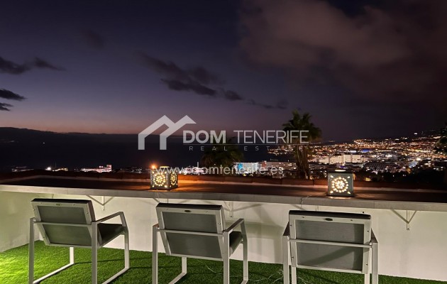 Sale - Villa -
Adeje - San Eugenio Alto