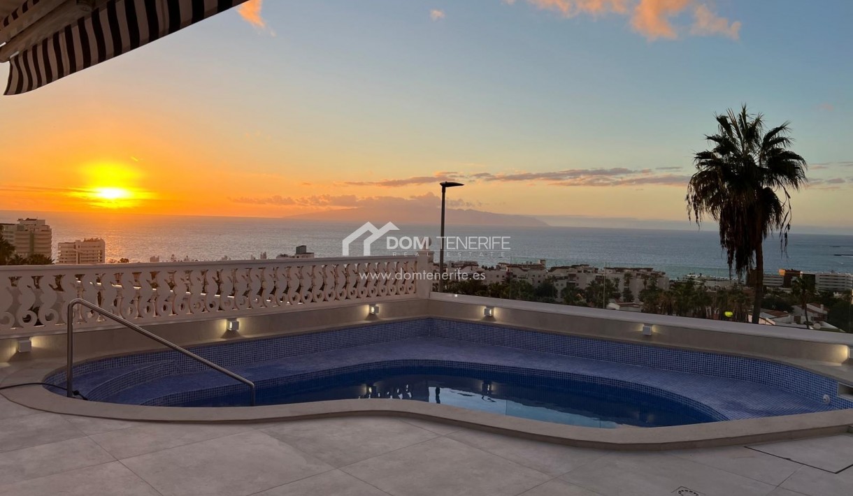 Sale - Villa -
Adeje - San Eugenio Alto