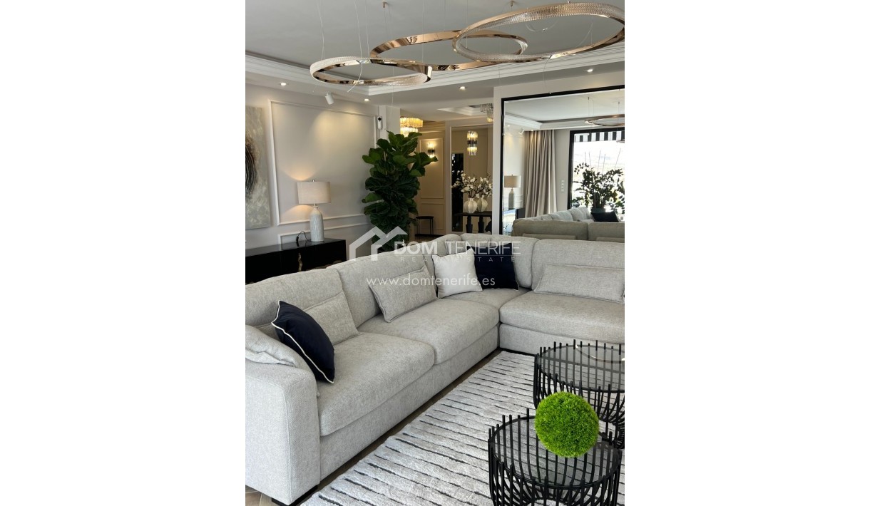 Sale - Villa -
Adeje - San Eugenio Alto