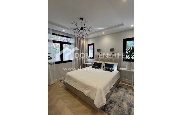 Sale - Villa -
Adeje - San Eugenio Alto