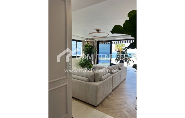 Sale - Villa -
Adeje - San Eugenio Alto